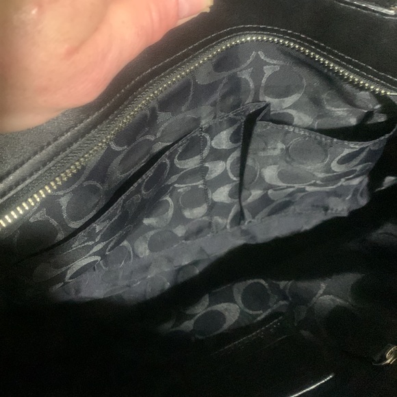 Authentic Coach Purse!!!!! - Picture 8 of 9